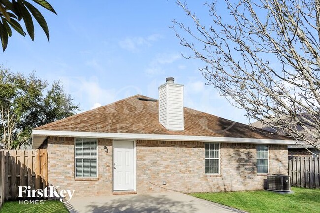 Building Photo - 7341 Ironside Dr N