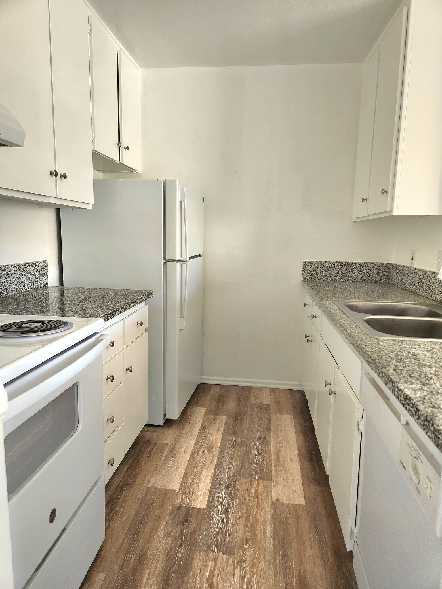 Building Photo - 8726 Independence Ave