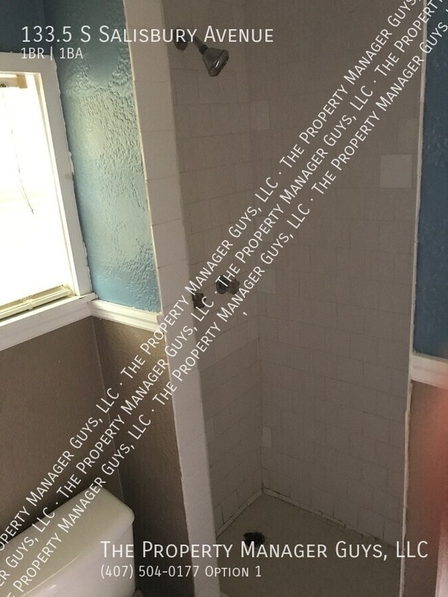 Building Photo - 133.5 S Salisbury Ave