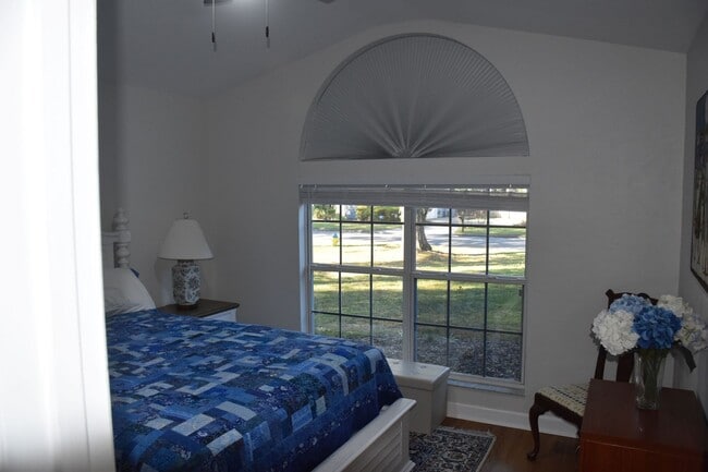 Building Photo - 3/2 Home in The Reserve