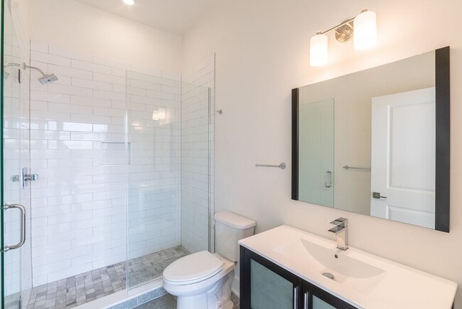 Building Photo - Luxury Northern Liberties Condo