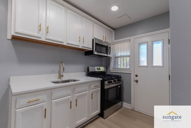 Building Photo - 105 Upmanor Rd