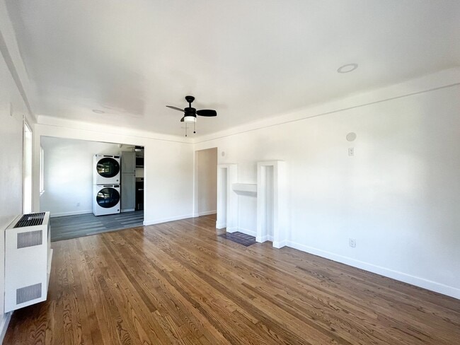 Building Photo - 1610 Fargo St