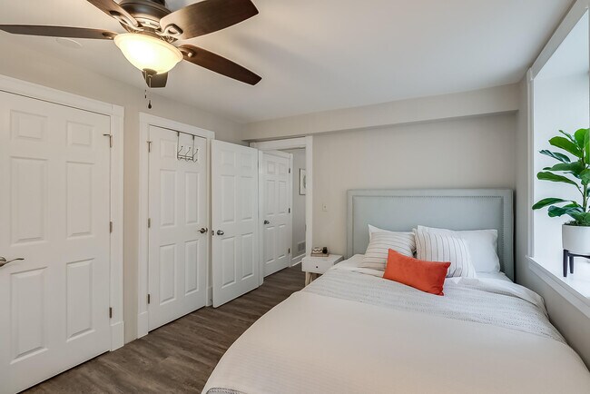 Building Photo - 612 Shelby St