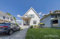 Building Photo - 25 6th Ave
