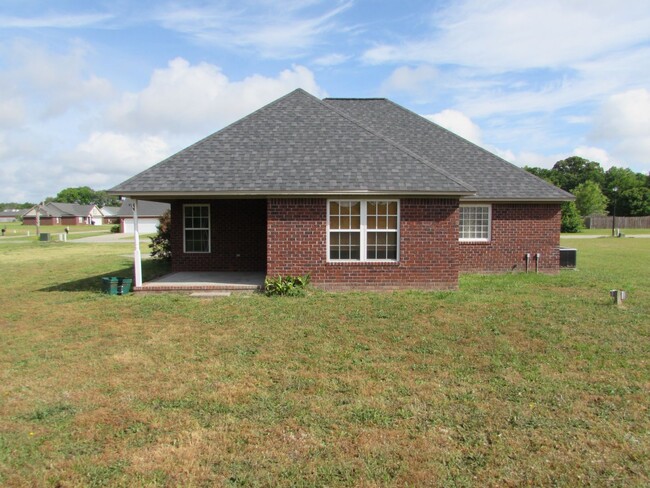 Building Photo - Wintergreen Subdivision