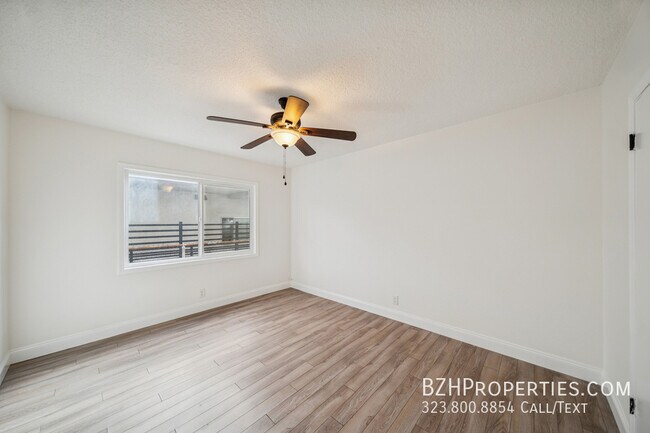 Building Photo - 1215 Hayworth Ave