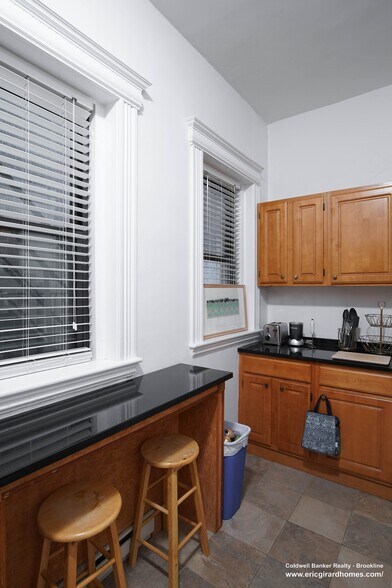 Building Photo - 1109 Boylston St