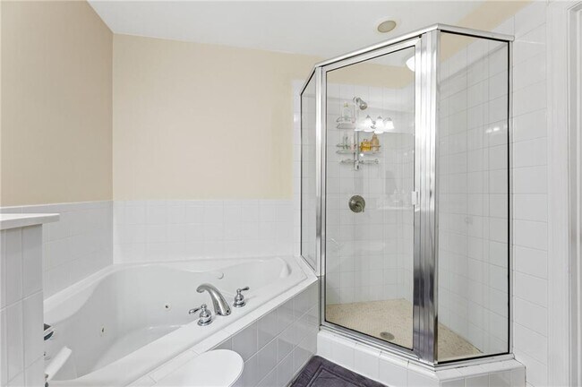 Building Photo - 10914 Gallier St