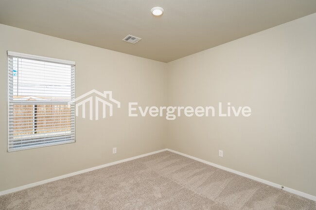 Building Photo - 23007 S King Rdg Dr