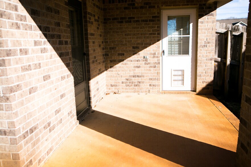 covered porch at back of property - 307 Dovington Dr