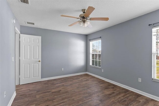 Building Photo - 16727 SE 91st St