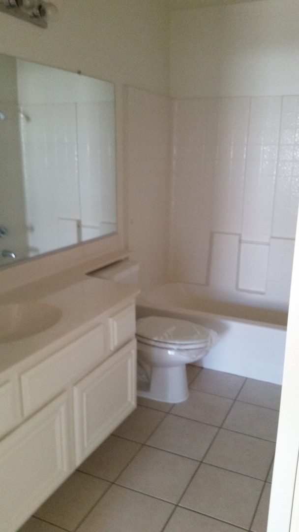 Building Photo - POOL FOR THE SUMMER! SPACIOUS 4 BEDROOM 3 BATH EAGLE RANCH HOME