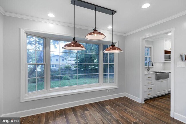 Building Photo - 1311 Capulet Ct