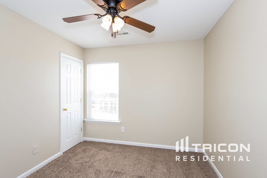 Building Photo - 457 Cape Jasmine Way