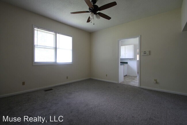 Building Photo - 2 br, 2 bath House - 556 Flint Street