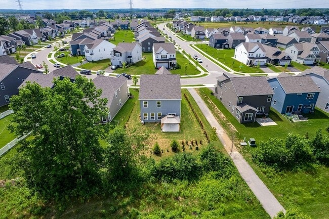 Building Photo - 7233 Celebration Dr