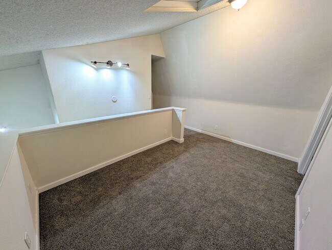 Building Photo - Corner Lot Triplex Unit in Gig Harbor, Ava...