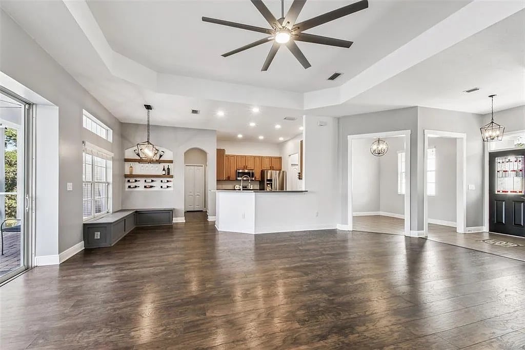 Building Photo - 36747 Open Country Ln