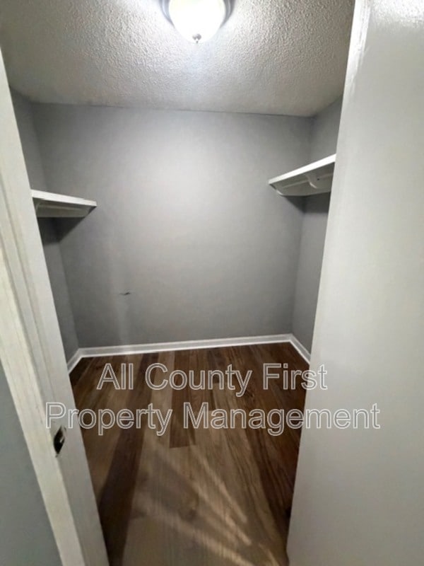 Building Photo - 122 Rue Fontaine