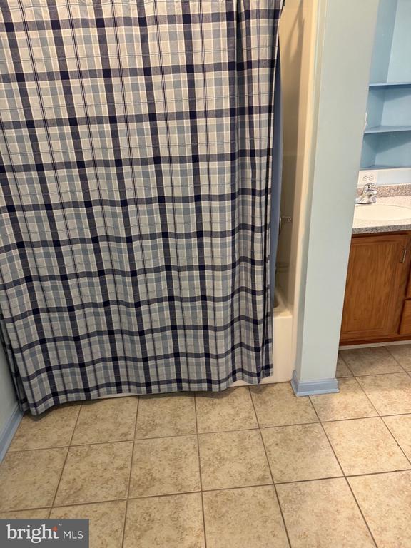 Building Photo - 4310 Lydia Hollow Dr