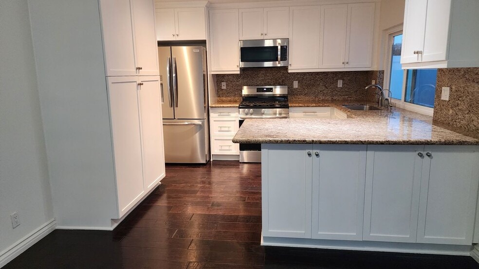 Building Photo - 17986 Cashew St