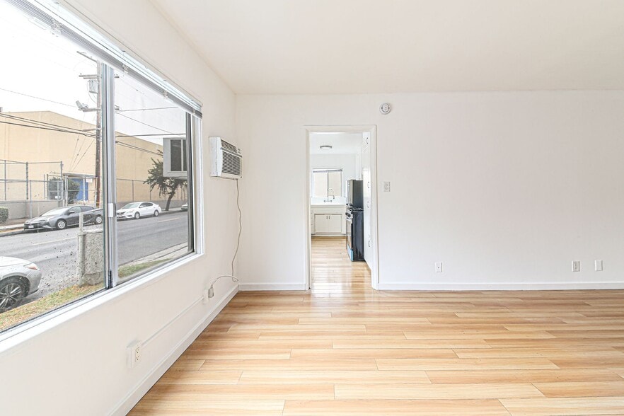 Building Photo - 5757 La Mirada Ave