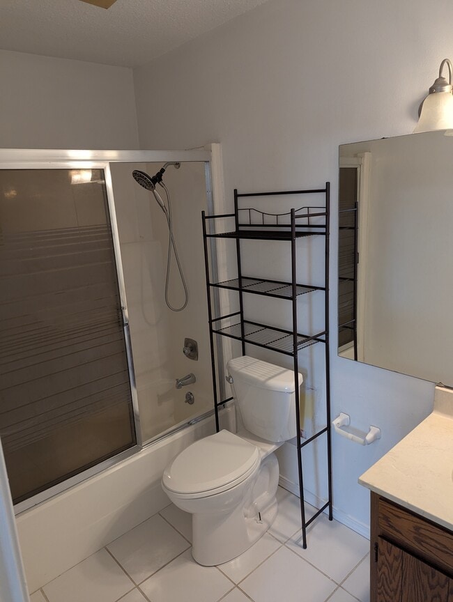 Building Photo - 108 Burwash Ave