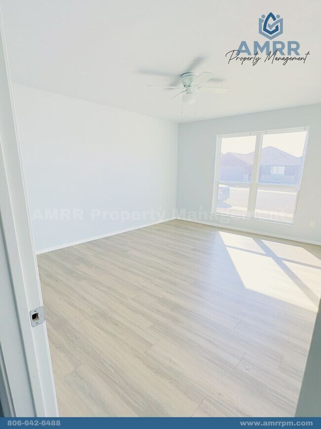 Building Photo - 1635 Wrigley Dr