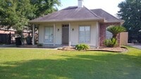 Building Photo - 18574 Lake Iris Ave