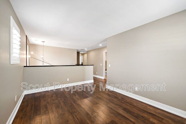 Building Photo - 27419 Anselmo Way