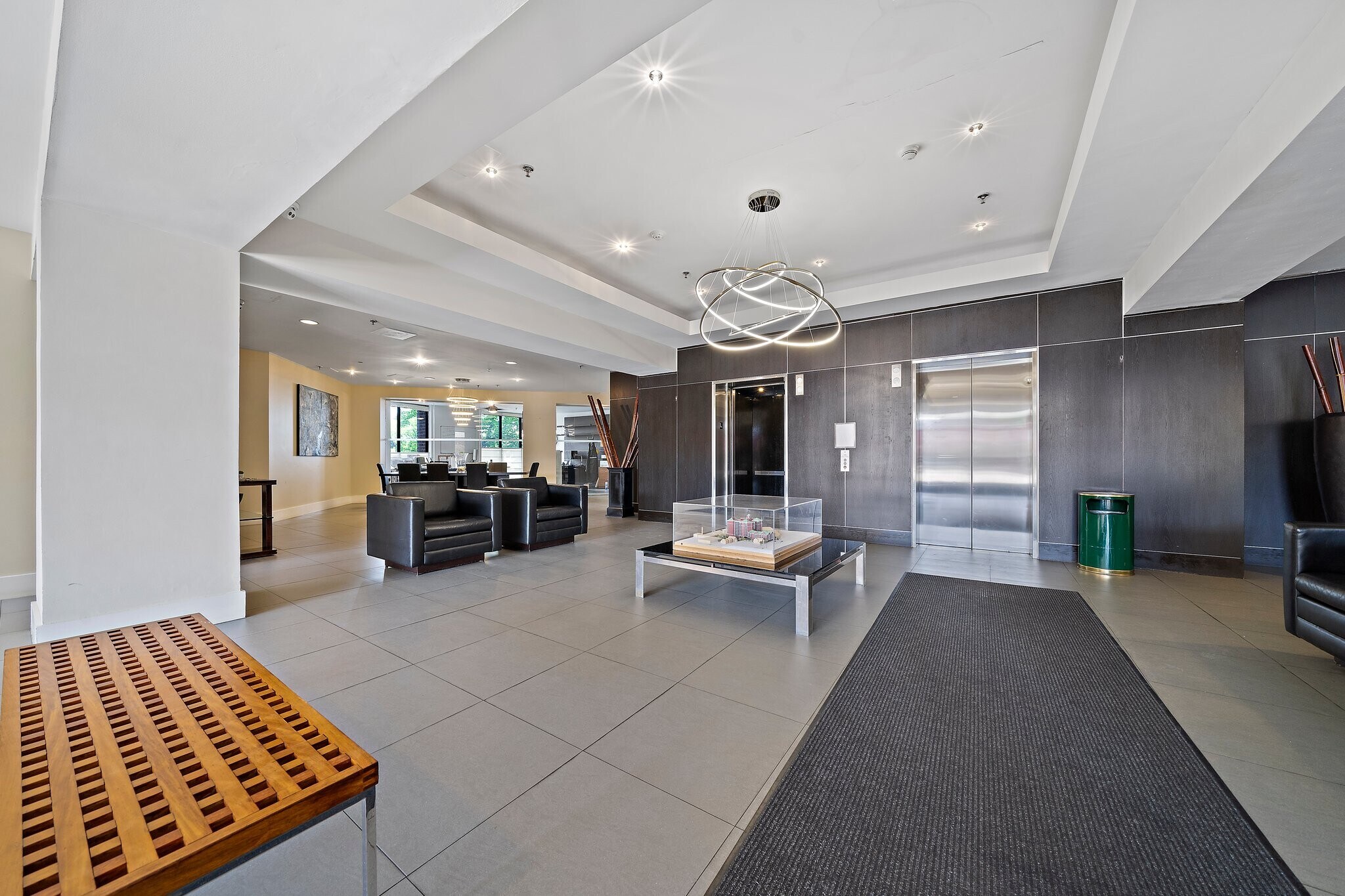 Building Photo - 15 North Beacon St