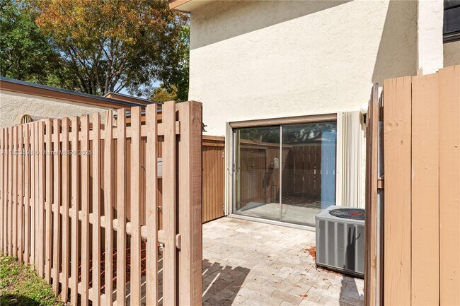 Building Photo - 11466 SW 109th Rd