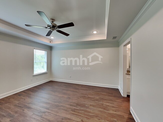 Building Photo - 3741 Blackshear Pl