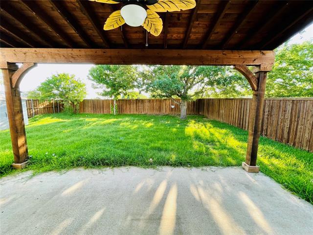 Building Photo - 2605 Cattleman Dr