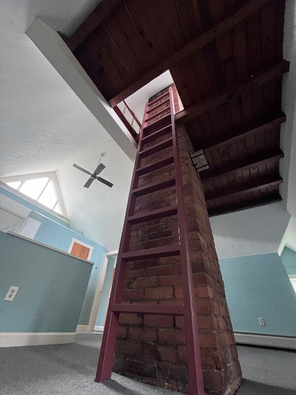 Building Photo - 410 N State St