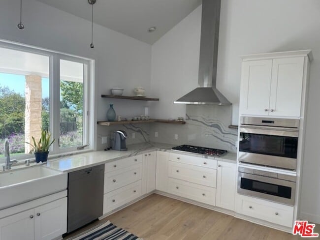 Building Photo - 30060 Harvester Rd