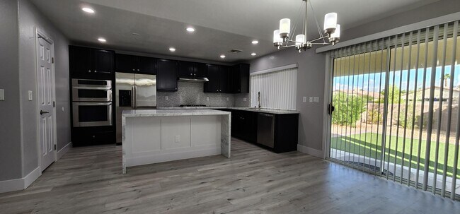 Building Photo - 4816 Magnolia Blossom Ave