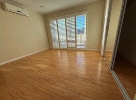 Building Photo - 1909 22nd St