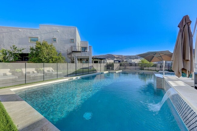 Building Photo - Distinctive Fully Furnished Estate in The Canyons!