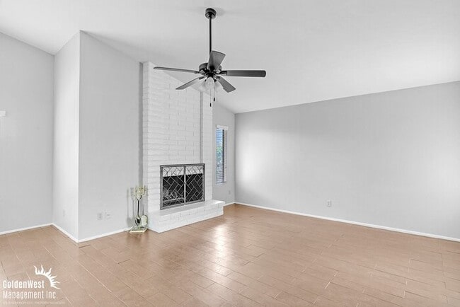 Building Photo - Stunning 2Bdm 2Ba Home in the Heart of Gle...