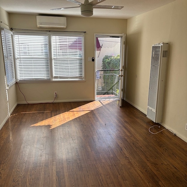 Building Photo - 2030 E Washington Blvd