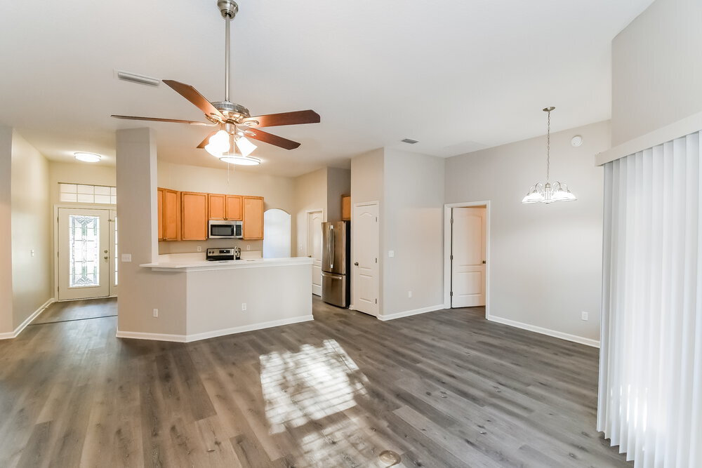Building Photo - 9202 Redtail Dr