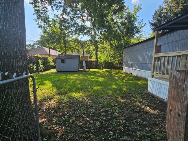 Building Photo - 11453 Underwood St
