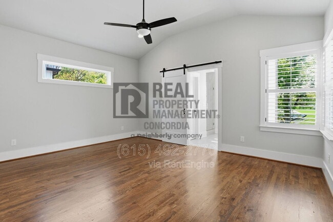 Building Photo - 1607 10th Ave N