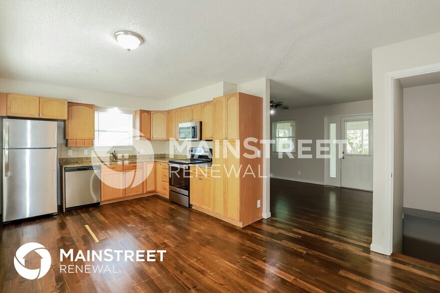 Building Photo - 608 Kountry Ln