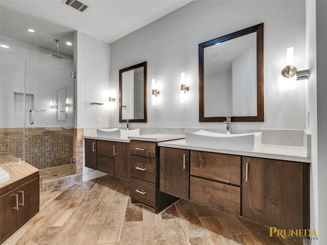 Building Photo - 6108 Potomac Enclave Dr