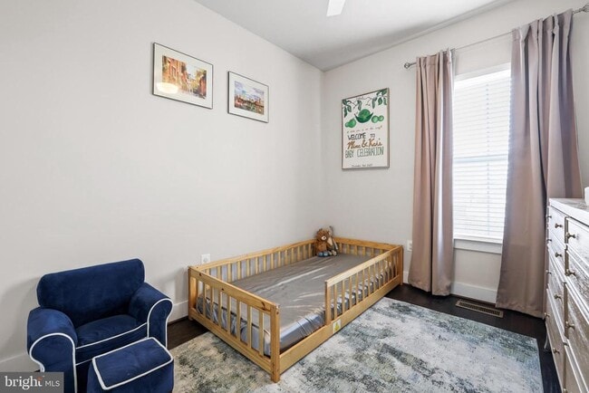 Building Photo - 1737 13th St S