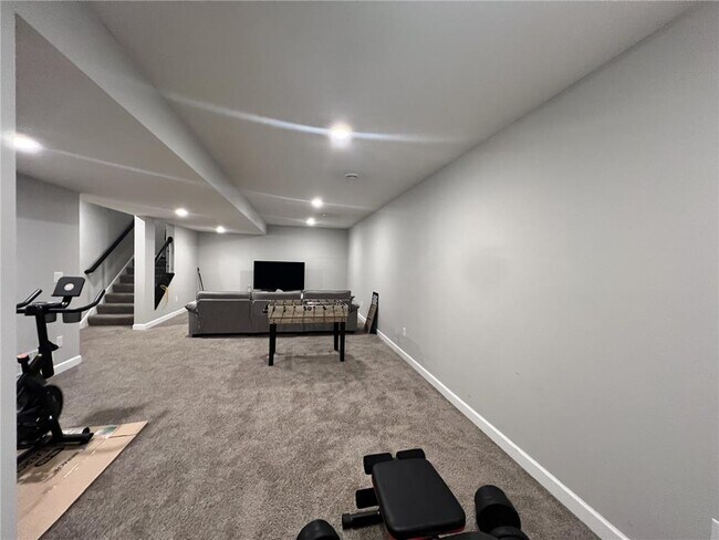 Building Photo - 19220 Bridle Path