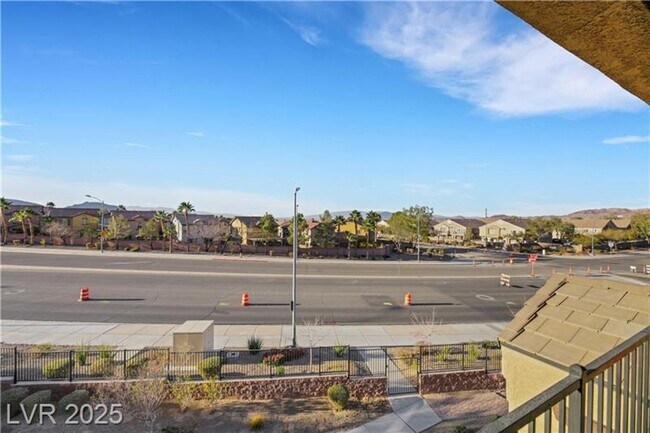 Building Photo - 1180 Solano Hills Ct
